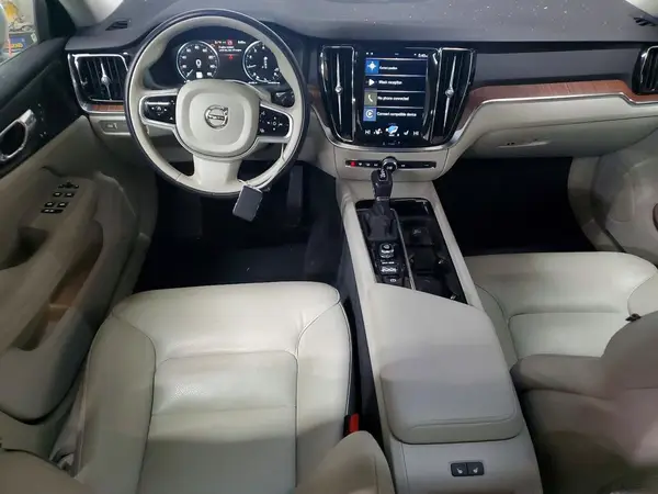 7JRA22TK3KG012906 2019 VOLVO S60 - Image 8
