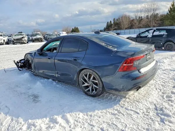 7JRA22TK3KG018382 2019 VOLVO S60 - Image 2