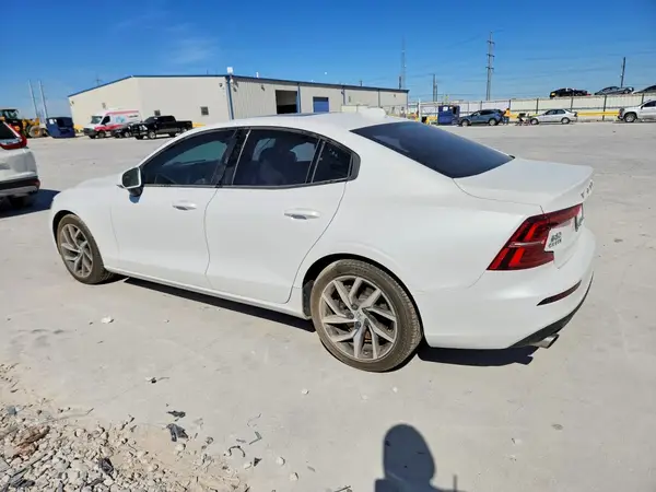 7JRA22TK3LG057264 2020 VOLVO S60 - Image 2