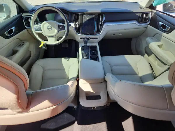 7JRA22TK3LG057264 2020 VOLVO S60 - Image 8