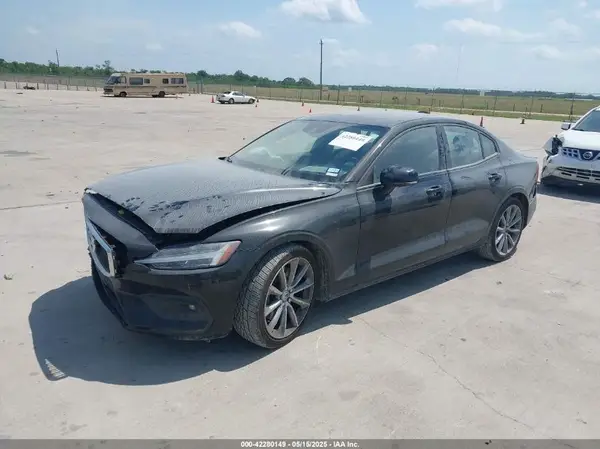 7JRA22TK3LG064151 2020 VOLVO S60 - Image 2