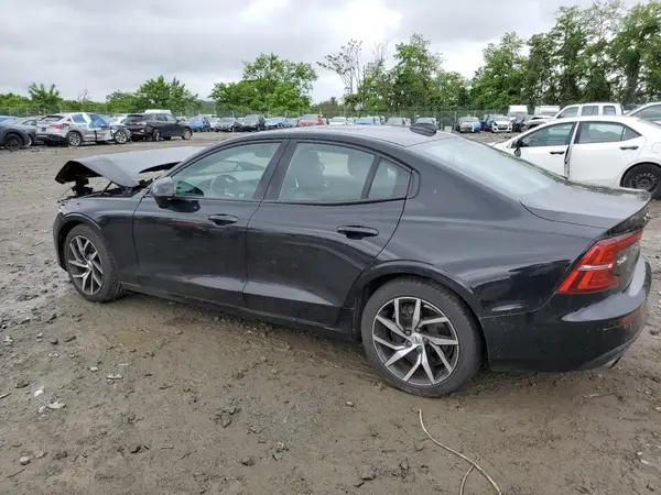 7JRA22TK3LG072590 2020 VOLVO S60 - Image 2