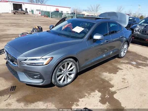 7JRA22TK3MG095546 2021 VOLVO S60 - Image 2