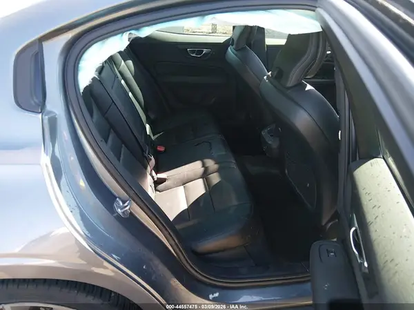7JRA22TK3MG095546 2021 VOLVO S60 - Image 8