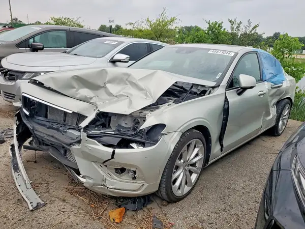 7JRA22TK3MG096759 2021 VOLVO S60 - Image 1