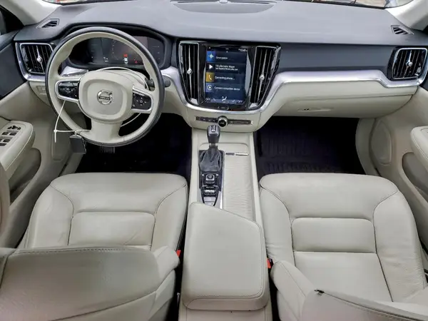 7JRA22TK4KG003132 2019 VOLVO S60 - Image 8