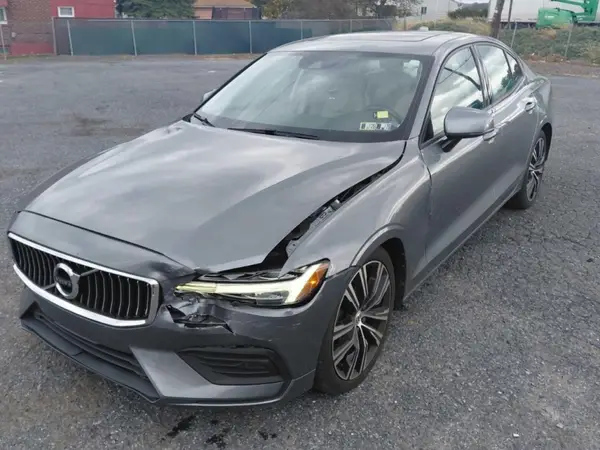 7JRA22TK4LG031854 2020 VOLVO S60 - Image 2