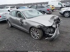7JRA22TK4LG042174 2020 VOLVO S60