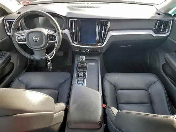 7JRA22TK5KG013099 2019 VOLVO S60 - Image 8