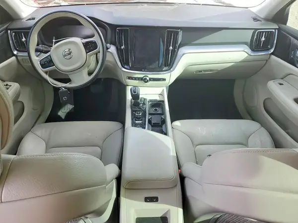 7JRA22TK5KG013538 2019 VOLVO S60 - Image 8