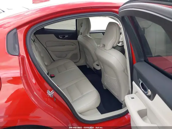 7JRA22TK5KG017508 2019 VOLVO S60 - Image 8