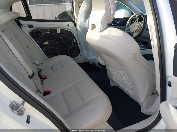 7JRA22TK5LG049148 2020 VOLVO S60 - Image 8