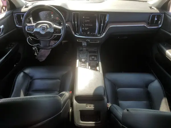 7JRA22TK6KG002774 2019 VOLVO S60 - Image 8
