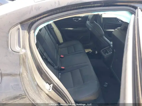 7JRA22TK6KG005058 2019 VOLVO S60 - Image 8