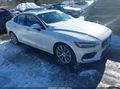 7JRA22TK6KG012155 2019 VOLVO S60