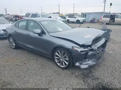 7JRA22TK6KG012933 2019 VOLVO S60