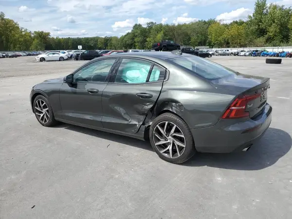 7JRA22TK6LG057176 2020 VOLVO S60 - Image 2