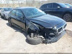 7JRA22TK6LG057386 2020 VOLVO S60