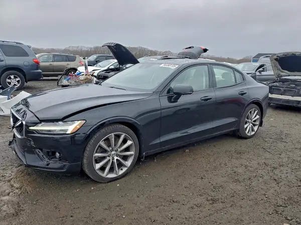 7JRA22TK6MG096285 2021 VOLVO S60 - Image 1