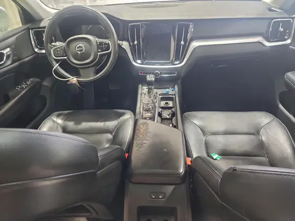7JRA22TK7KG006588 2019 VOLVO S60 - Image 8