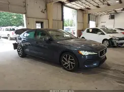 7JRA22TK7KG010253 2019 VOLVO S60