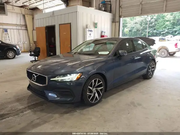 7JRA22TK7KG010253 2019 VOLVO S60 - Image 2