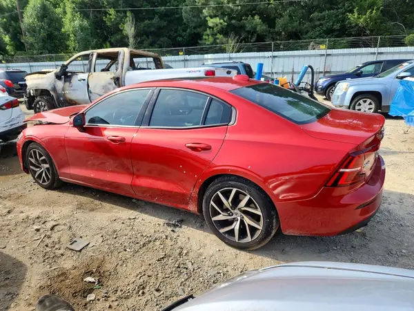 7JRA22TK7KG017994 2019 VOLVO S60 - Image 2