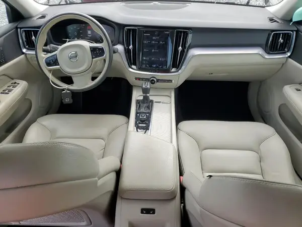 7JRA22TK7LG032464 2020 VOLVO S60 - Image 8