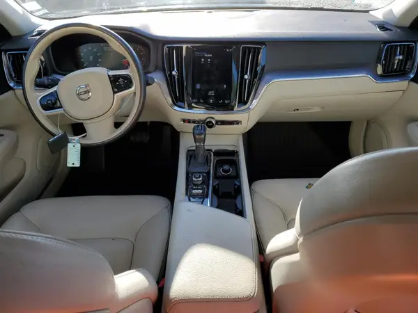 7JRA22TK7LG04521 2020 VOLVO S60 - Image 8