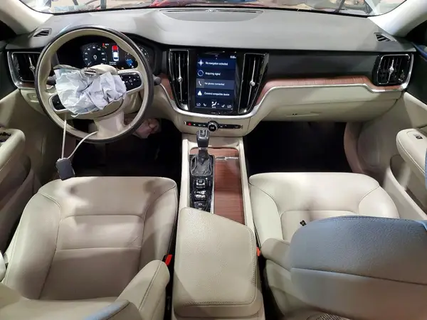 2020 VOLVO S60 auction photo 8
