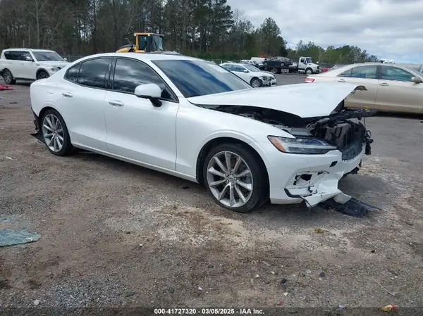 7JRA22TK7LG057607 2020 VOLVO S60 - Image 1