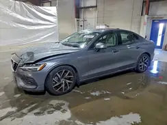 7JRA22TK8LG05426 2020 VOLVO S60