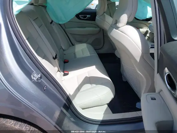 7JRA22TK8LG063920 2020 VOLVO S60 - Image 8