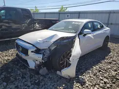 7JRA22TK8LG072410 2020 VOLVO S60