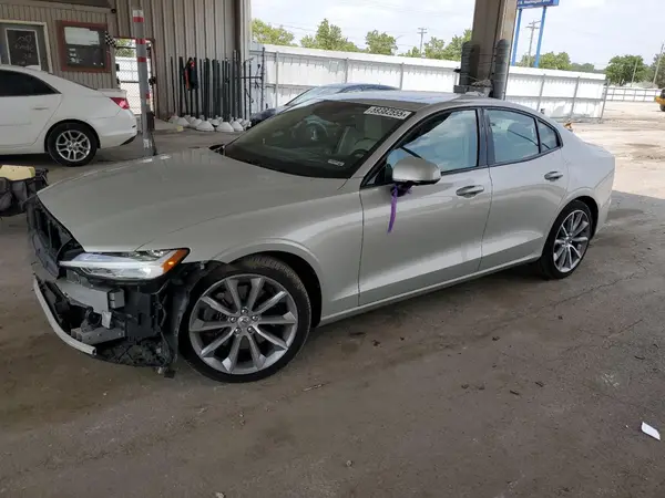 7JRA22TK8MG091931 2021 VOLVO S60 - Image 1
