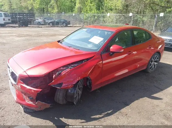 7JRA22TK9KG002431 2019 VOLVO S60 - Image 2