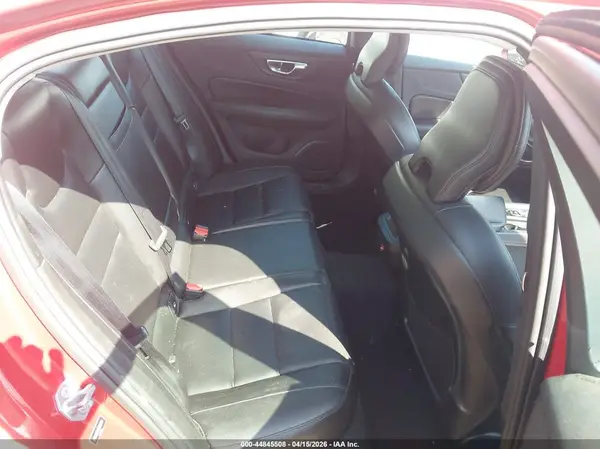 7JRA22TK9KG002431 2019 VOLVO S60 - Image 8
