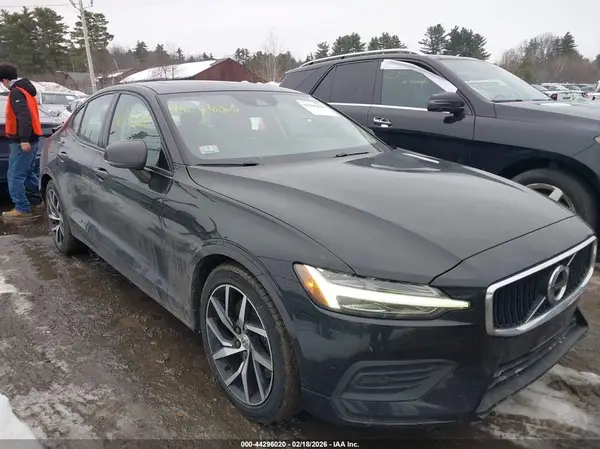 7JRA22TK9KG012778 2019 VOLVO S60 - Image 1