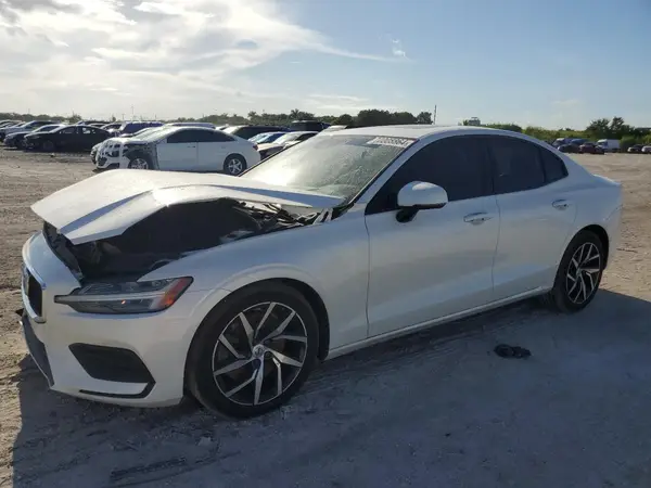 7JRA22TK9KG017396 2019 VOLVO S60 - Image 1