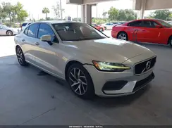 7JRA22TKXKG006701 2019 VOLVO S60
