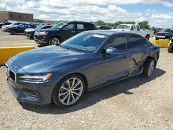 7JRA22TKXKG017813 2019 VOLVO S60