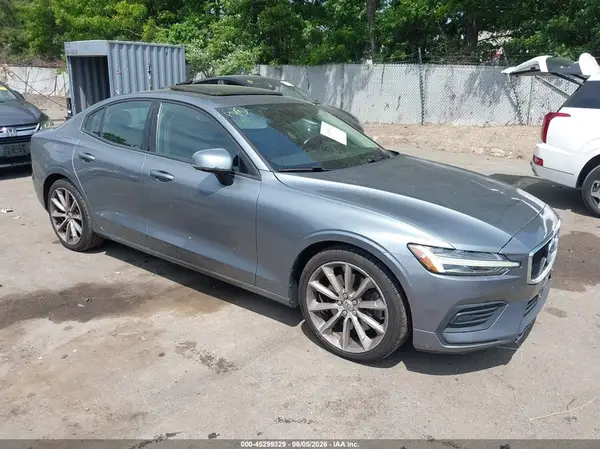 7JRA22TKXLG030661 2020 VOLVO S60 - Image 1