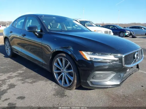 7JRA22TKXLG038744 2020 VOLVO S60 - Image 1