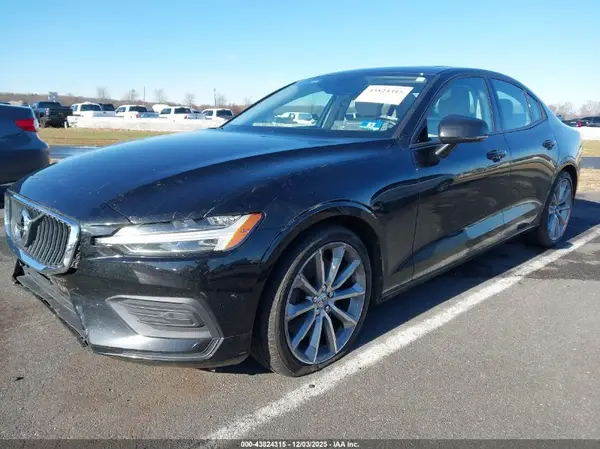 7JRA22TKXLG038744 2020 VOLVO S60 - Image 2