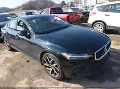 7JRA22TKXLG073056 2020 VOLVO S60