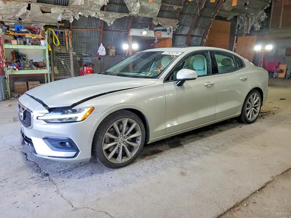 7JRA22TKXMG093017 2021 VOLVO S60 - Image 1
