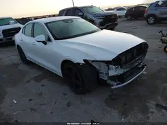 7JRA22TL1LG072709 2020 VOLVO S60