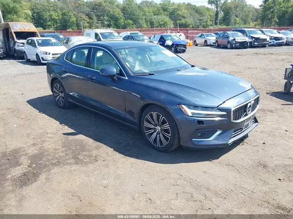 7JRA22TL2KG012176 2019 VOLVO S60 - Image 1