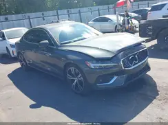 7JRA22TL2LG036852 2020 VOLVO S60