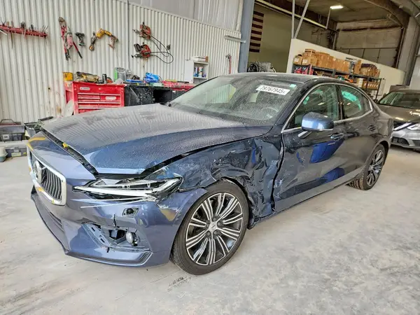 7JRA22TL2LG060486 2020 VOLVO S60 - Image 1